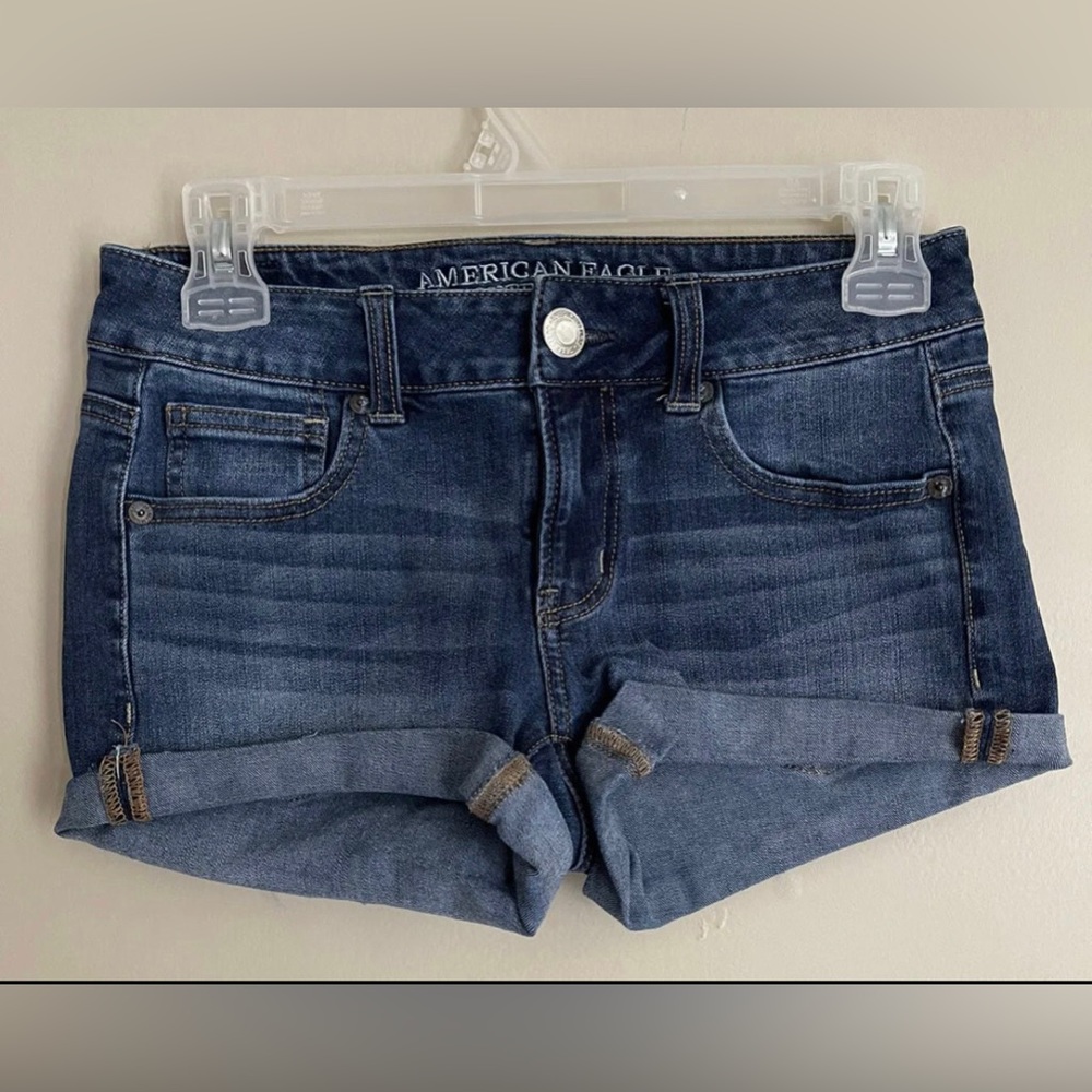 American Eagle 360 Super Stretch AEO Denim Shortie shorts size 2 Raw Hem